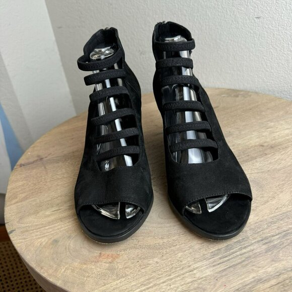 Eileen Fisher James Black Suede‎ Heeled Sandals Peep Toe Strappy Back Zip 8.5 - Picture 2 of 11